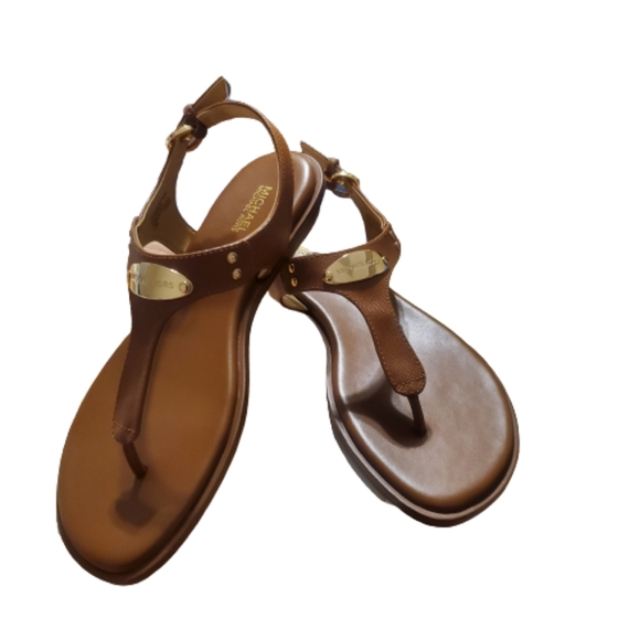 Michael Kors Plate Thong Sandals size 7.5M - Picture 2 of 9